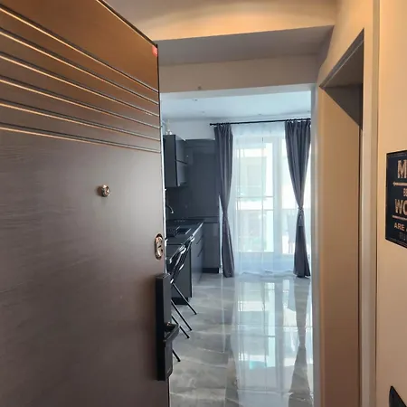 Seaview Private Parking Included - *