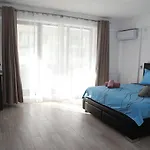 Seaview Private Parking Included -