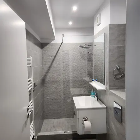 Seaview Private Parking Included -