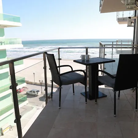 Seaview Private Parking Included -